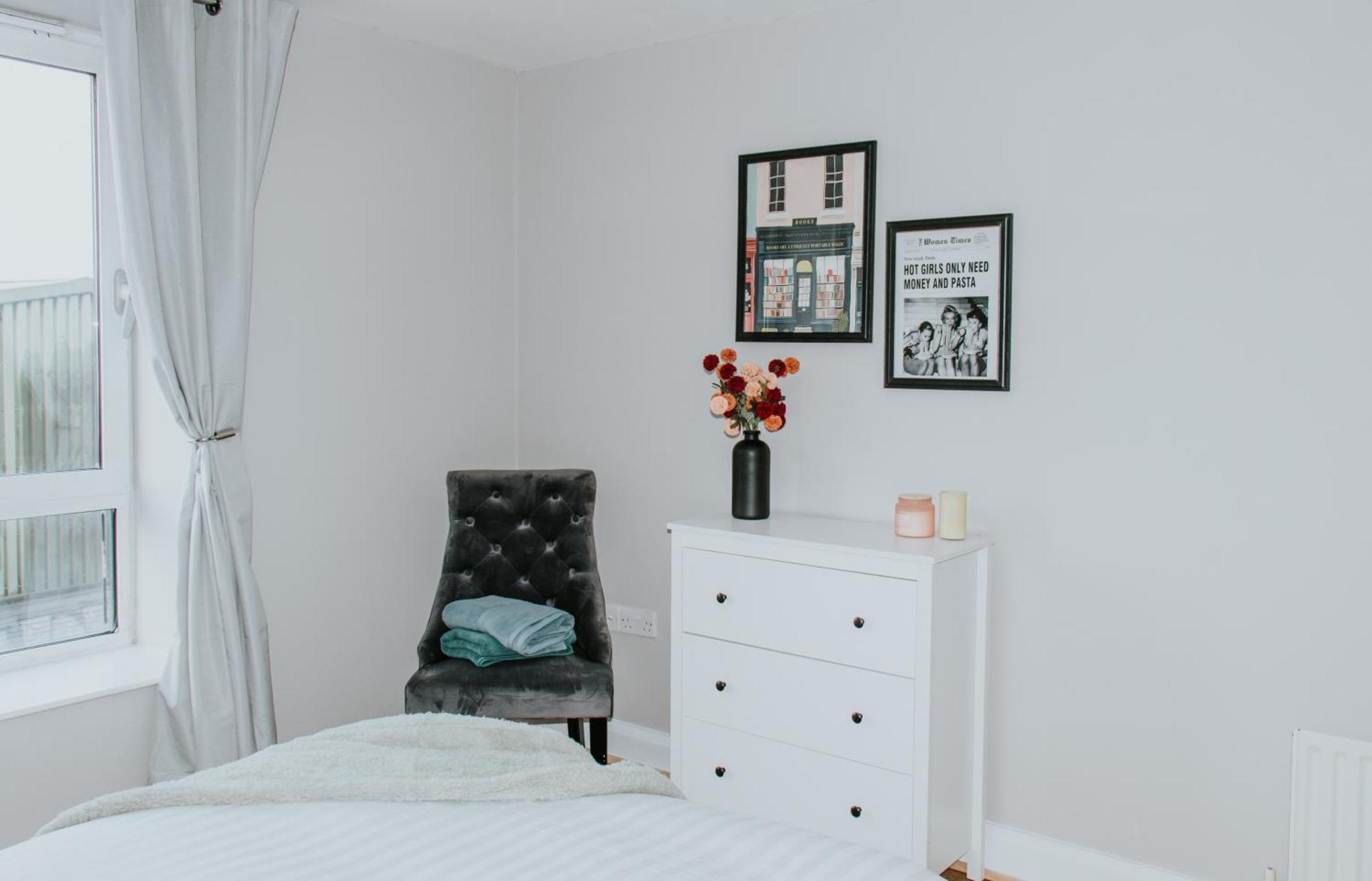 Whitehall Square Apartments- Queen'S Quarters 벨파스트 외부 사진